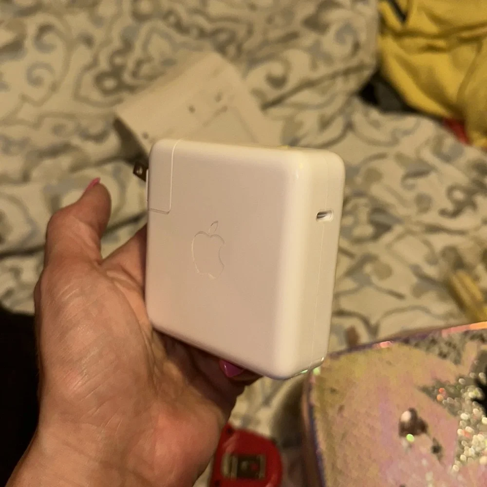 Apple USB-C 96 watt power adapter